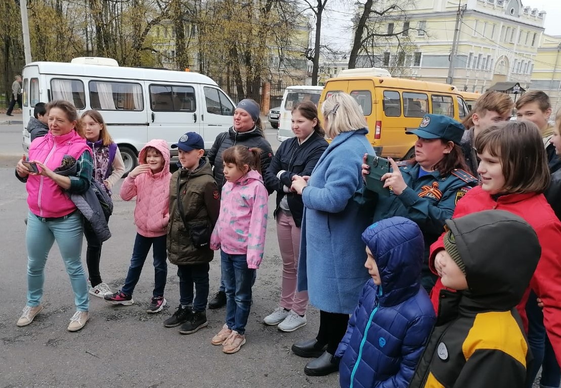 В пожарной части Серпухова прошла экскурсия для детей - Новости - Главное  управление МЧС России по Московской области