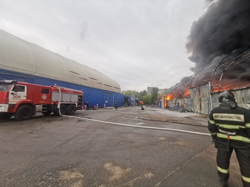 Пожар в нежилом здании в городском округе Подольск