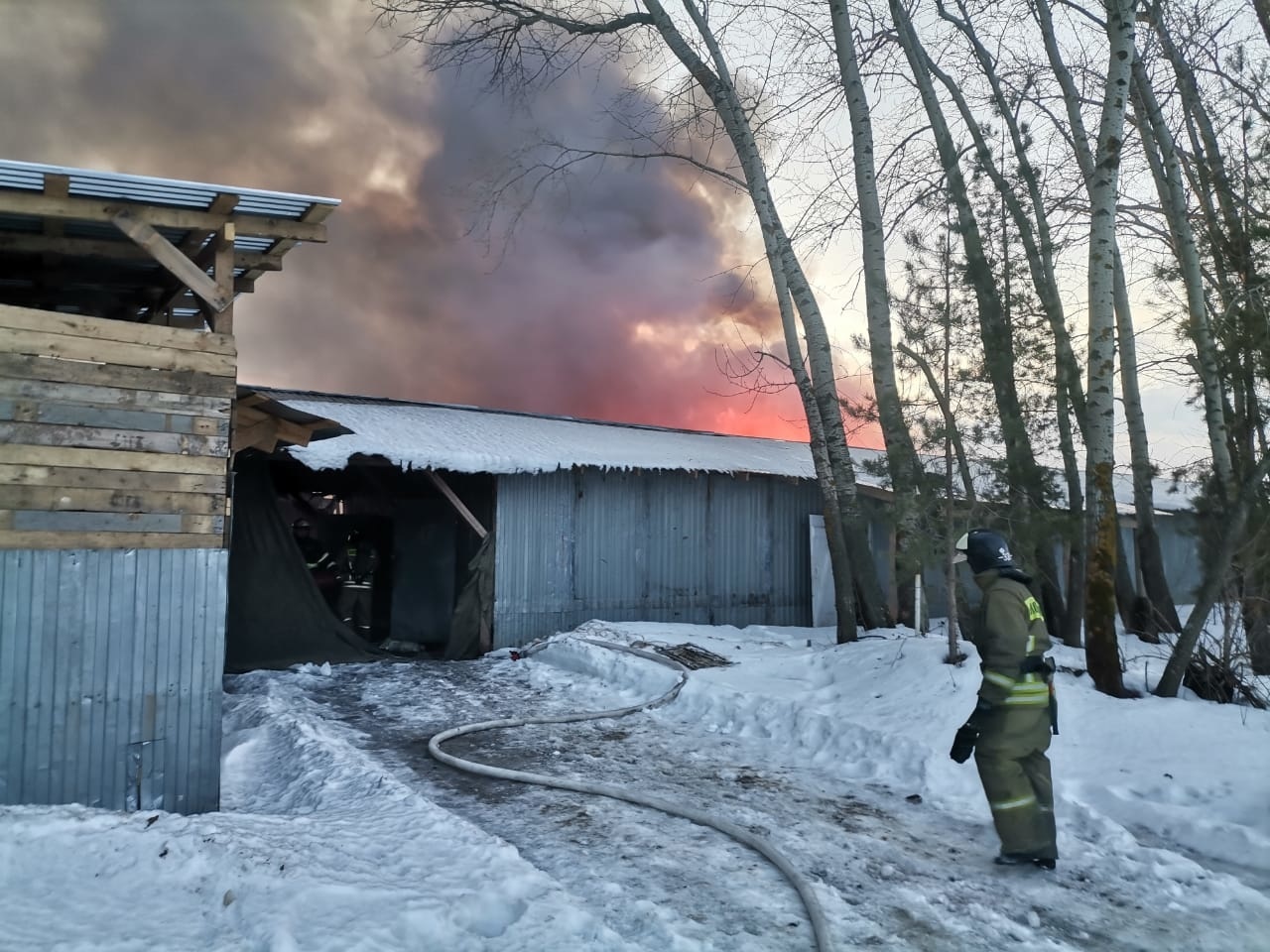 Пожар в хозяйственной постройке в городском округе Люберцы - Оперативная  информация - Главное управление МЧС России по Московской области