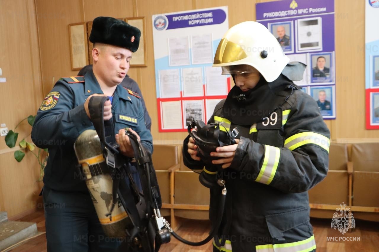 Во Всемирный день ГО в пожарно-спасательной части Зарайска проведен день  открытых дверей - Новости - Главное управление МЧС России по Московской  области